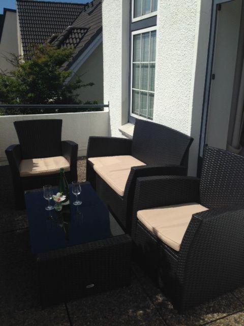 Appartement-5-Mit-Suedbalkon-In-Strandnaher-Lage-Baederstil-Villa-In-Wenningstedt-Sylt 外观 照片